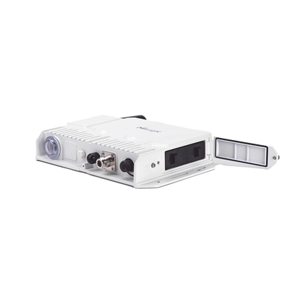 SG50-L08GL-915M   MILESIGHT