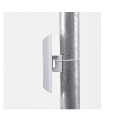 LOCOM2  UBIQUITI  NanoStation airMAX locoM2 CPE, hasta 150 Mbps, frecuencia 2 GHz (2412-2462 MHz) con antena integrada de 8 dBi